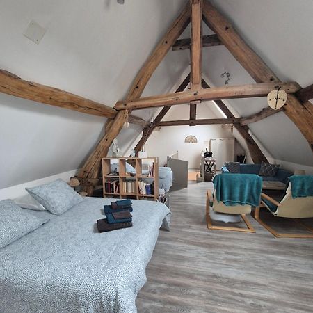 L'Eden Cache Hotell Beaune-la-Rolande Exteriör bild