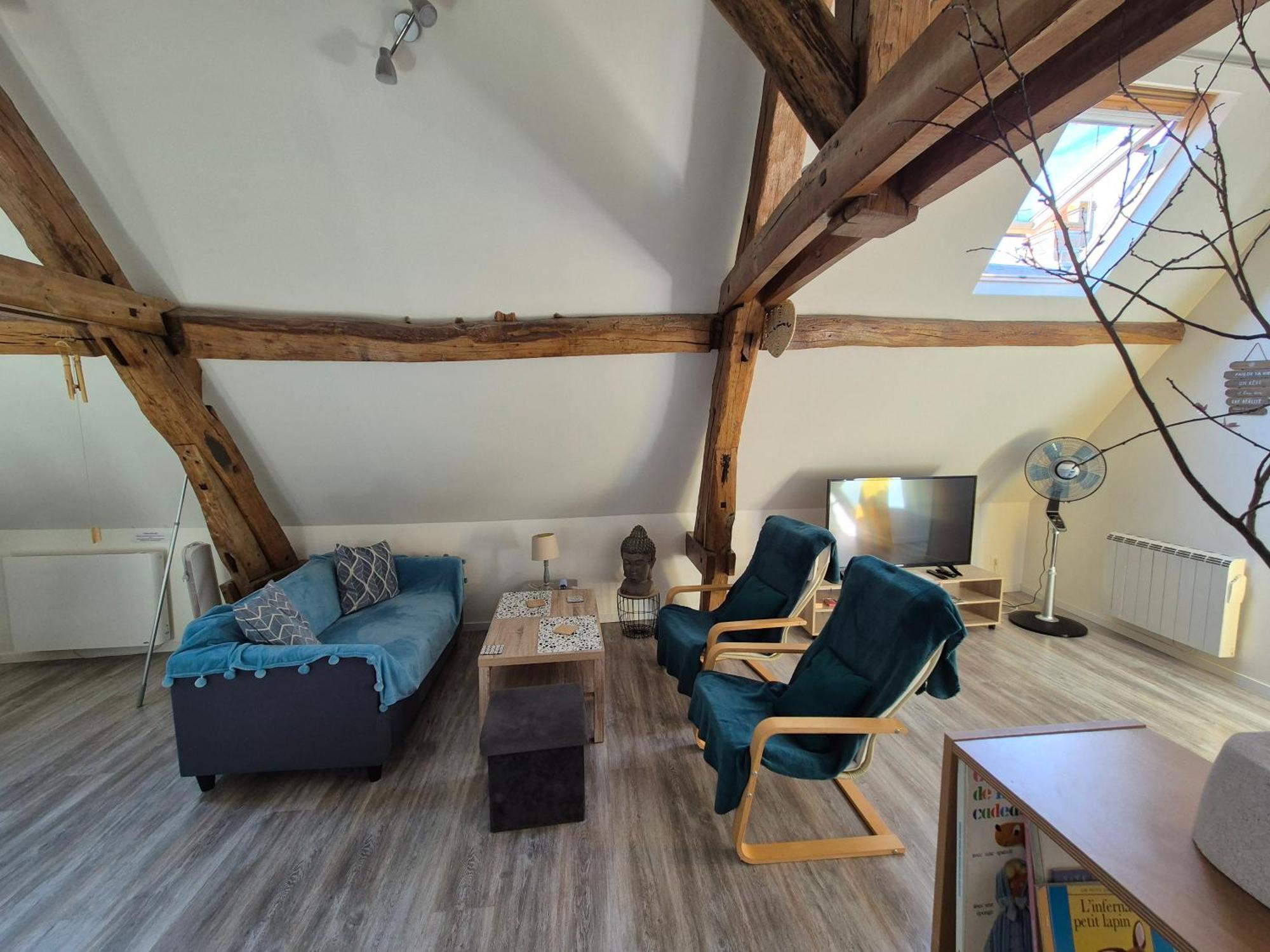 L'Eden Cache Hotell Beaune-la-Rolande Exteriör bild